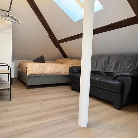 002 4 Nations-gare *