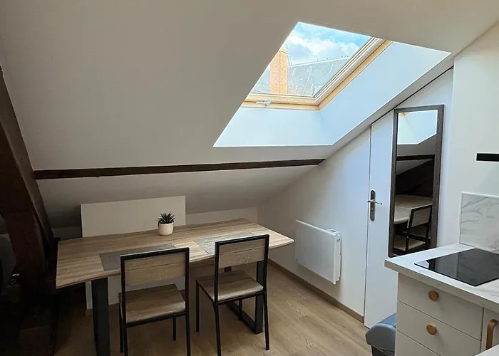 002 4 Nations-gare Apartmán *